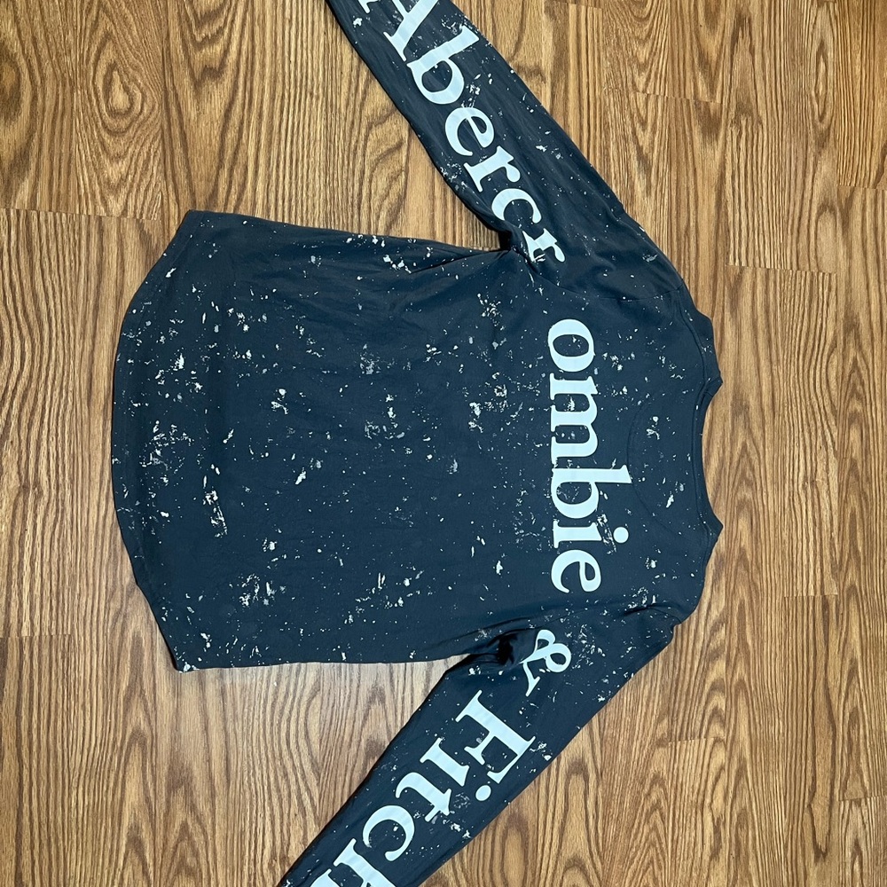 Abercrombie & Fitch Black Speckled Long Sleeve